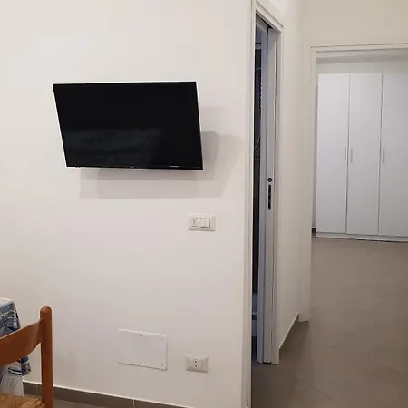 B & Beach House